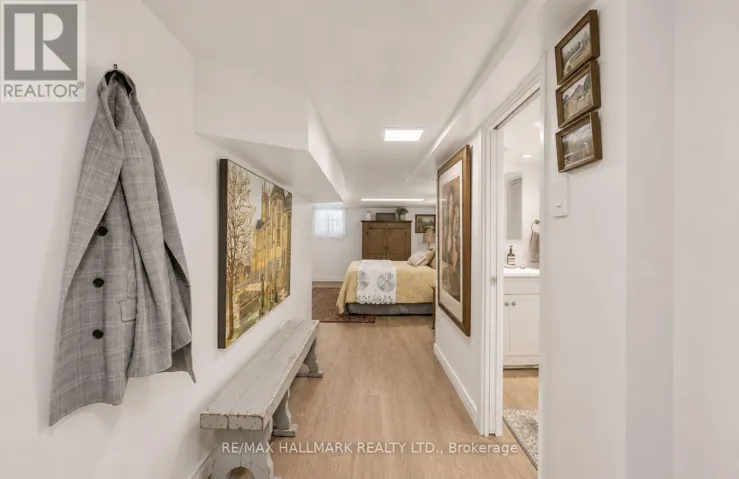 LOWER - 43 STANHOPE AVENUE, Toronto (Broadview North), Ontario M4K3N4
