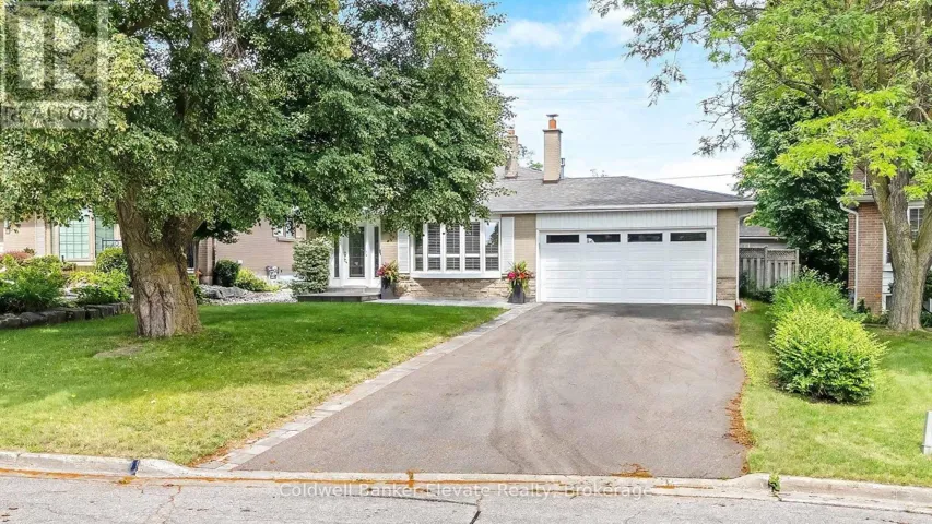 37 FLEANCE DRIVE, Markham (Royal Orchard), Ontario L3T3J8