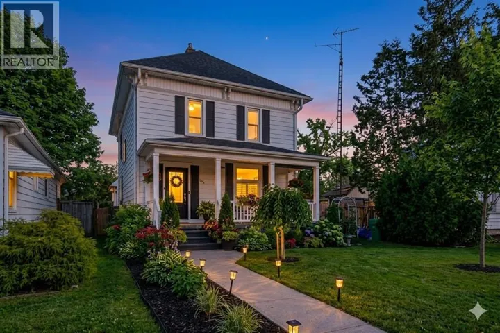422 GREENFIELD STREET, Petrolia, Ontario N0N1R0