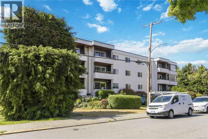 401 1571 Mortimer St, Saanich, British Columbia V8P3A7