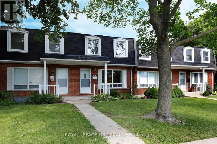 6 - 211 LAKE AVENUE N, Hamilton (Riverdale), Ontario L8E1L5