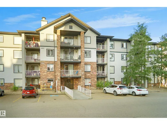 #215 42 SUMMERWOOD BV, Sherwood Park, Alberta T8H0C3