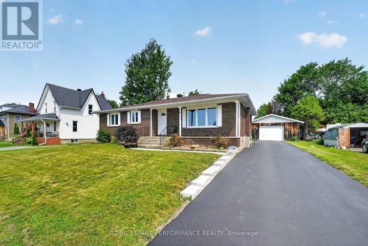 48 PINE STREET, South Stormont, Ontario K0C1M0