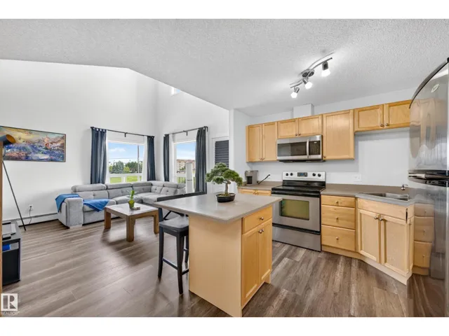 #2420 320 CLAREVIEW STATION DR NW, Edmonton, Alberta T5Y0E5