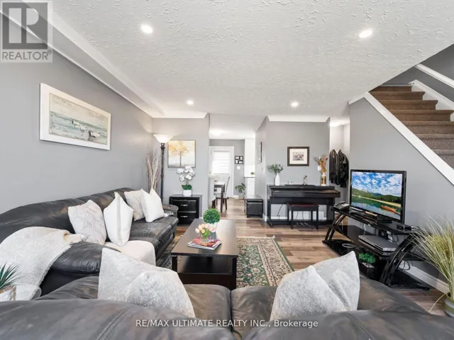 3 - 252 BERTIE STREET, Fort Erie (Central), Ontario L2A1Z6