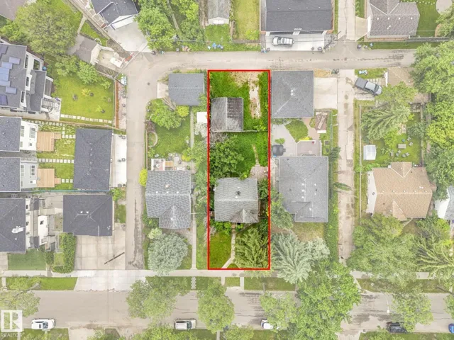 7239 112 ST NW NW, Edmonton, Alberta T6G1J4