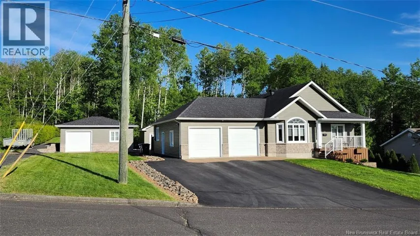 71 Breau Avenue, Edmundston, New Brunswick E3V3Z4