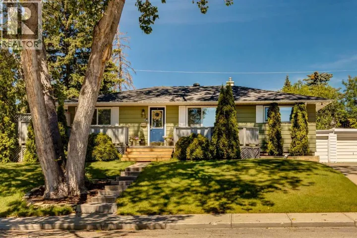 23 Heston Street NW, Calgary, Alberta t2k2c3