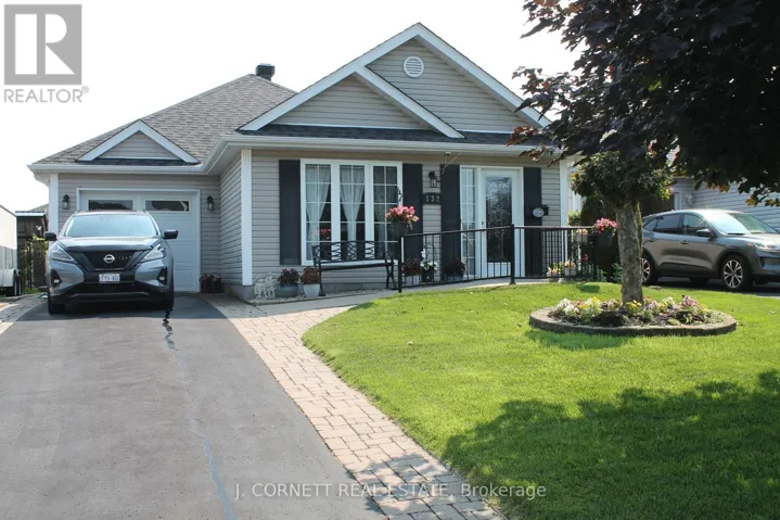 132 DUNBAR AVENUE, Cornwall, Ontario K6H7P4