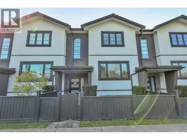 102 806 GAUTHIER AVENUE, Coquitlam, British Columbia V3K1R9
