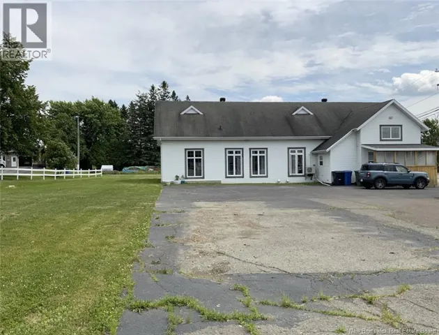 79 Principale Street, Rivière-Verte, New Brunswick E7C2T7
