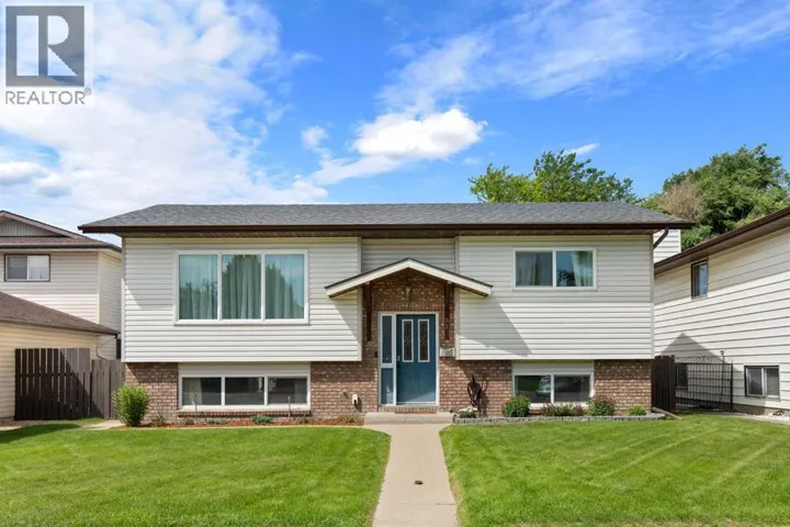 92 Sharpe Crescent SE, Medicine Hat, Alberta T1B3Y6