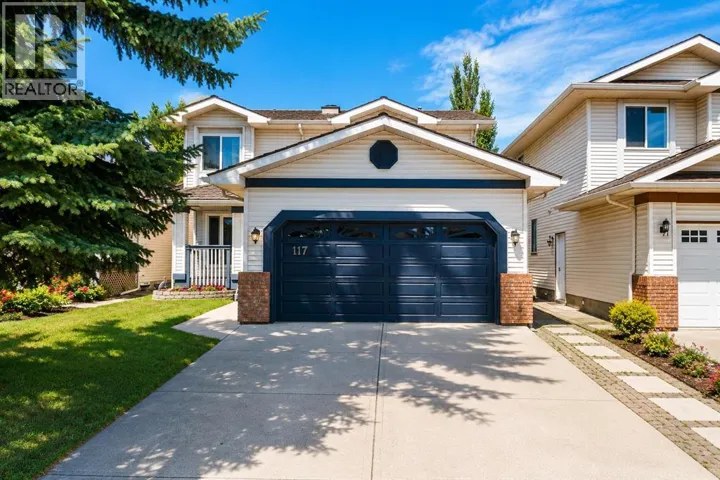 117 Douglasbank Way SE, Calgary, Alberta T2Z1W4