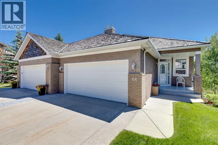 66 Royal Manor NW, Calgary, Alberta T3G5T6