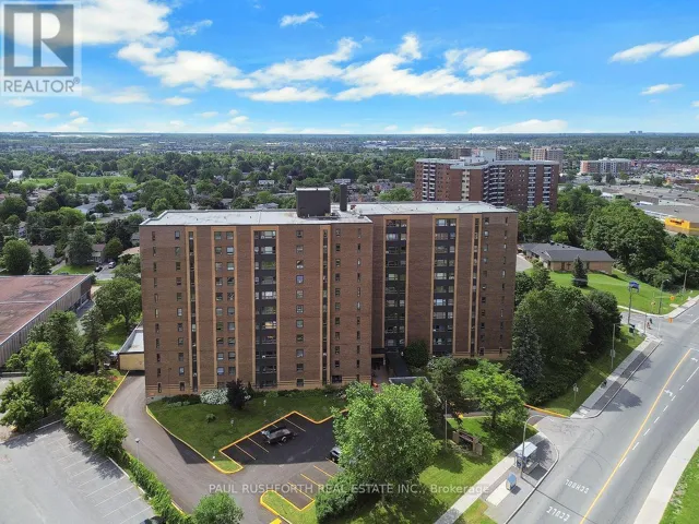 201 - 1356 MEADOWLANDS DRIVE E, Ottawa, Ontario K2E6K6