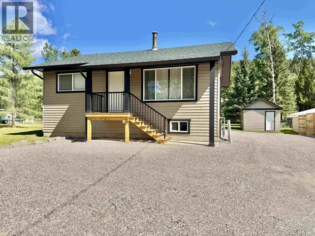 5901 HORSE LAKE ROAD, Horse Lake, British Columbia V0K2E3