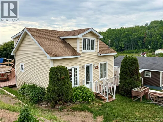191 Renfrew, Dalhousie, New Brunswick E8C2J3