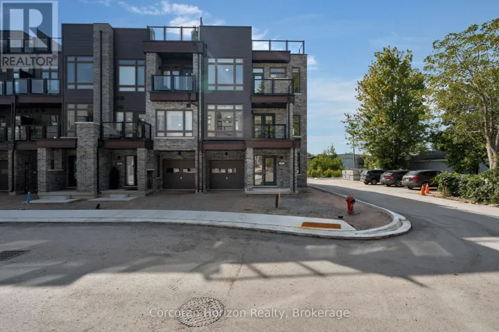 51 WYN WOOD LANE, Orillia, Ontario L3V8P7