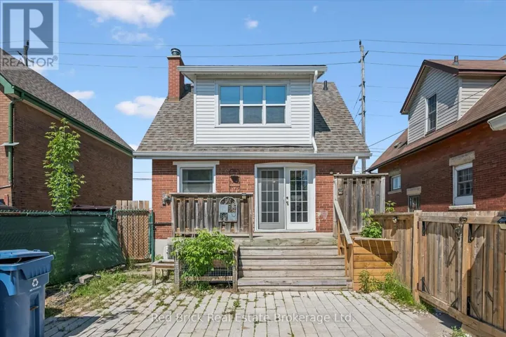 241 VICTORIA ROAD S, Guelph (St. Patrick's Ward), Ontario N1E5P9