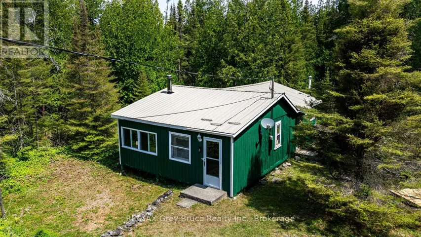 949 DORCAS BAY ROAD, Northern Bruce Peninsula, Ontario N0H2R0