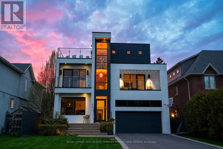647 MONTBECK CRESCENT, Mississauga (Lakeview), Ontario L5G1P1