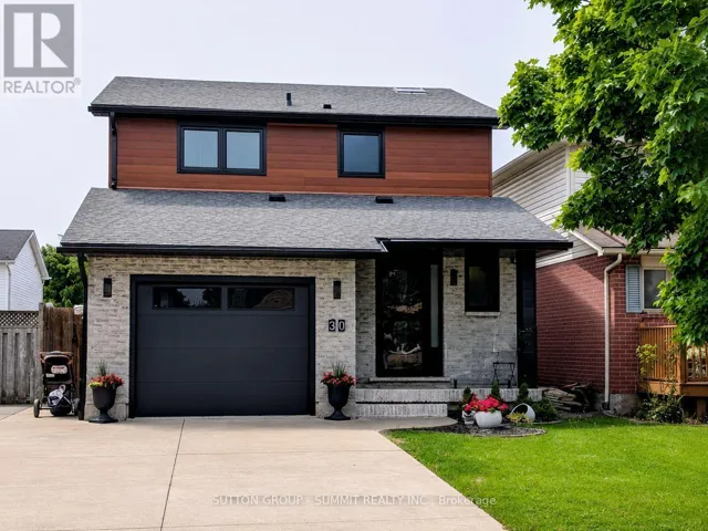30 BUCHANAN CRESCENT, Thorold (Confederation Heights), Ontario L2V4M5