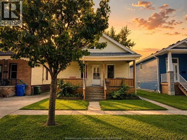 651 BROCK STREET, Windsor, Ontario N9C2T1