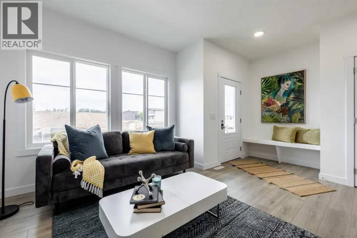 54 Andalusian Road, Cochrane, Alberta T4C3B7