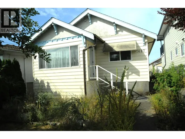 7697 HILDA STREET, Burnaby, British Columbia V3N3H6