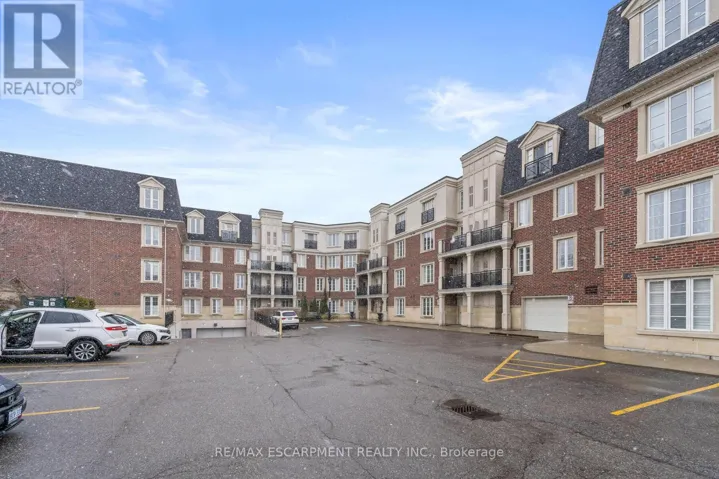 116 - 3351 CAWTHRA ROAD, Mississauga (Applewood), Ontario L5A4N5