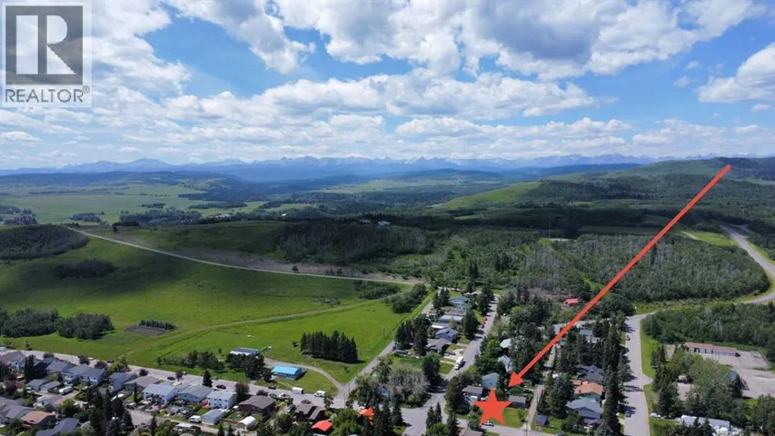 502 Sunset Boulevard, Diamond Valley, Alberta T0L2K0