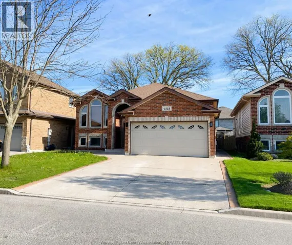 4518 HELSINKI CRESCENT, Windsor, Ontario N9G0A6