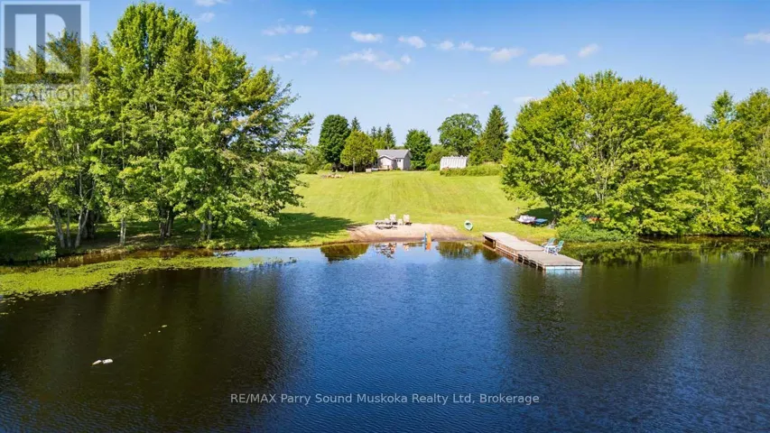 39 HARDIES ROAD, McKellar, Ontario P2A0B5