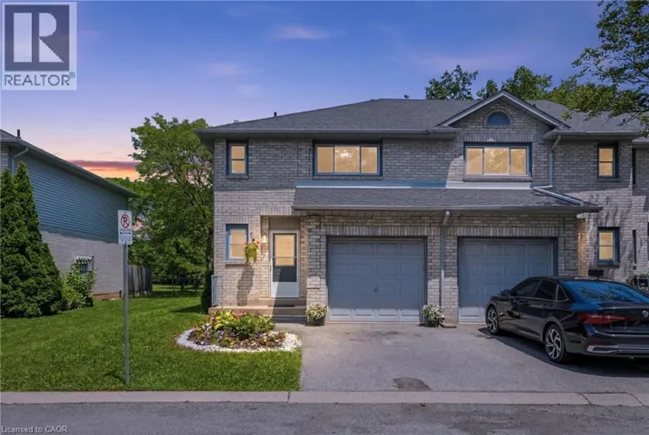 2 ROYALWOOD Court Unit# 51, Hamilton, Ontario L8E4Z1