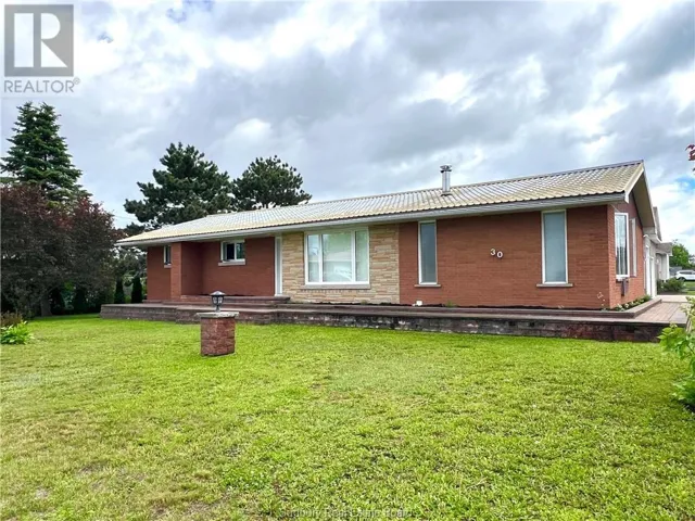 30 Church Street, Sturgeon Falls, Ontario P2B1G2