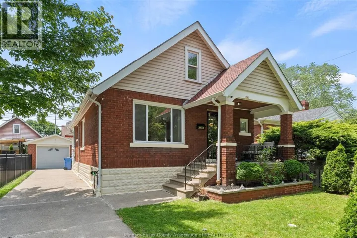 2307 FRASER AVENUE, Windsor, Ontario N8X3Z8