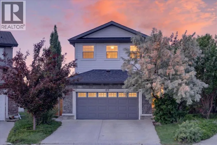 13 Covepark Bay NE, Calgary, Alberta T3K6K8