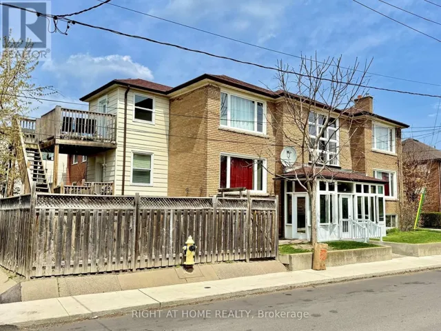 3 - 20 BELVIDERE AVENUE, Toronto (Humewood-Cedarvale), Ontario M6C1P5