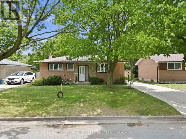 107 APONI CRESCENT, London East (East D), Ontario N5V2V3