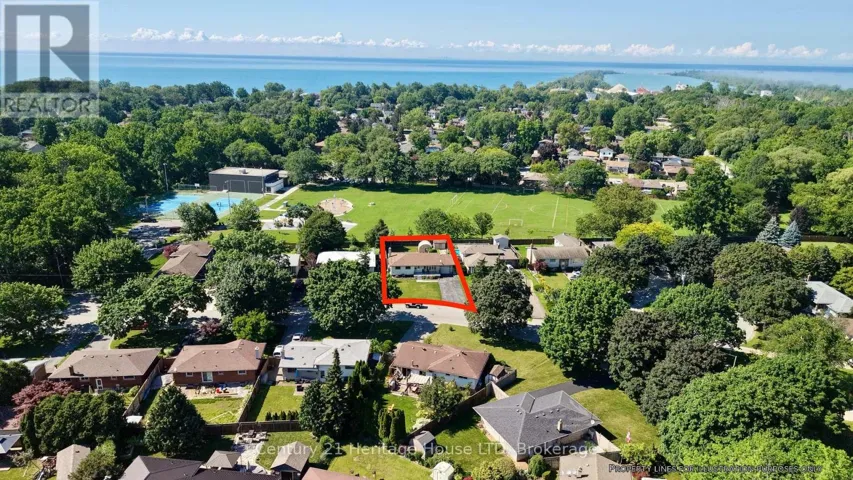 64 CROYDON DRIVE, St. Catharines (Lakeshore), Ontario L2M1J7