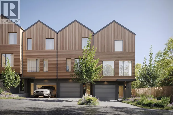 11 1520 Louise Pl, Saanich, British Columbia V8P2T8