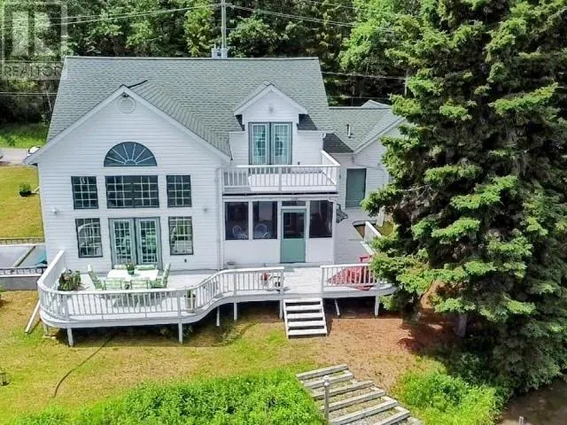 227 West River RD, Dryden, Ontario P0V2J0
