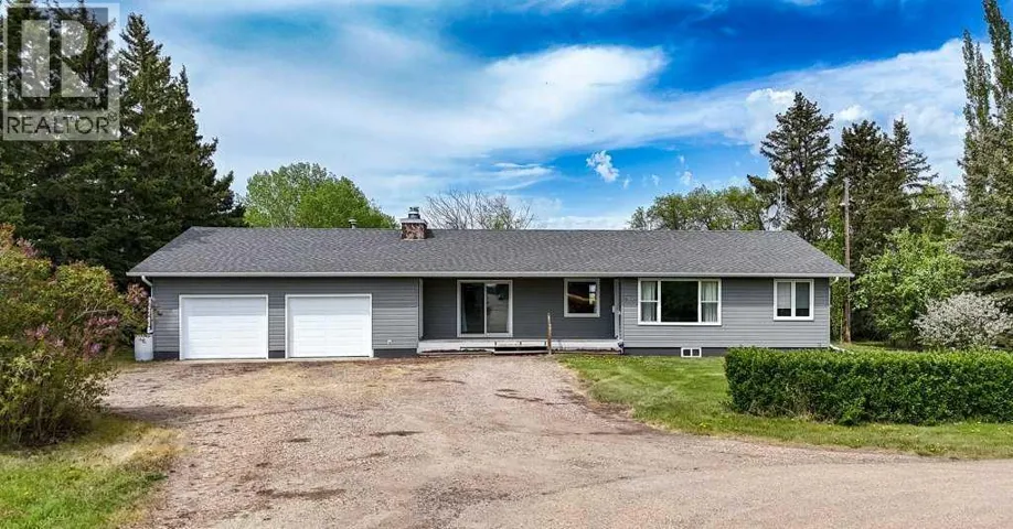 126 Queen Street, Elnora, Alberta T0M0A9