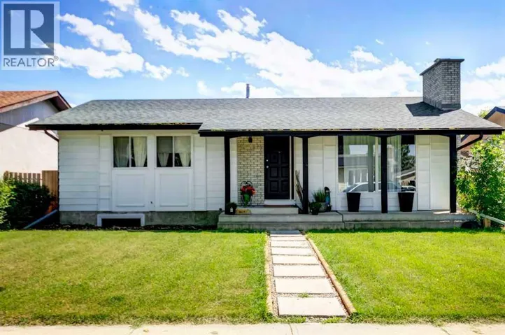 14 Mist Road SW, High River, Alberta T1V1C4