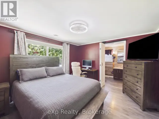 780