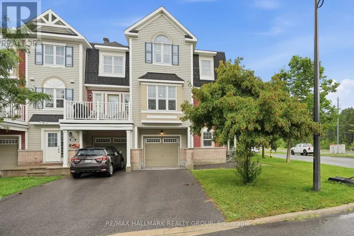 588 FOXLIGHT CIRCLE, Ottawa, Ontario K2M0L9