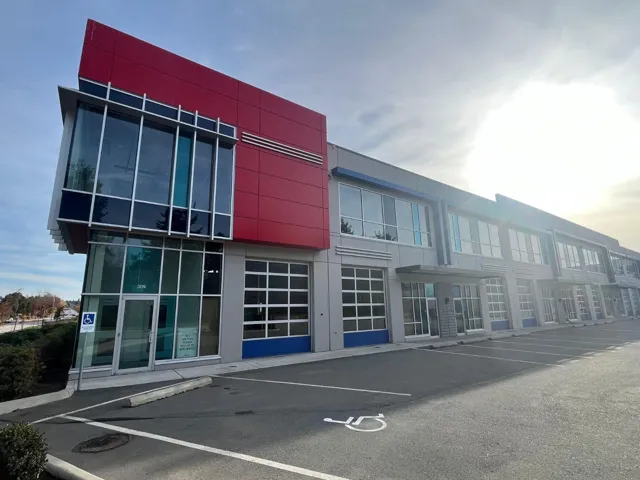 305 17280 HEATHER DRIVE, Surrey, British Columbia V3S0B4