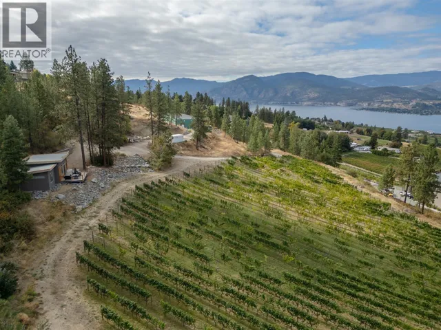2864 Arawana Road, Naramata, British Columbia V0H1N1