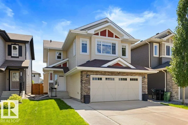 7511 177 AV NW, Edmonton, Alberta T5Z0N4