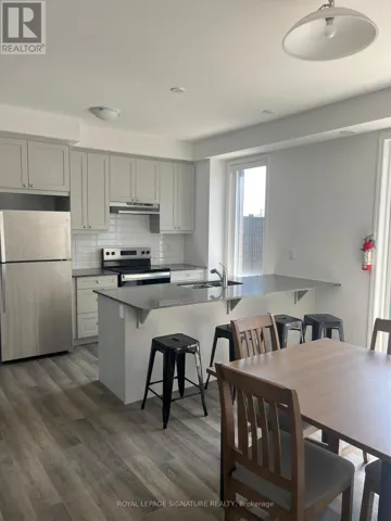 17 - 1259 LILY CRESCENT, Milton (Walker), Ontario L9E2C1
